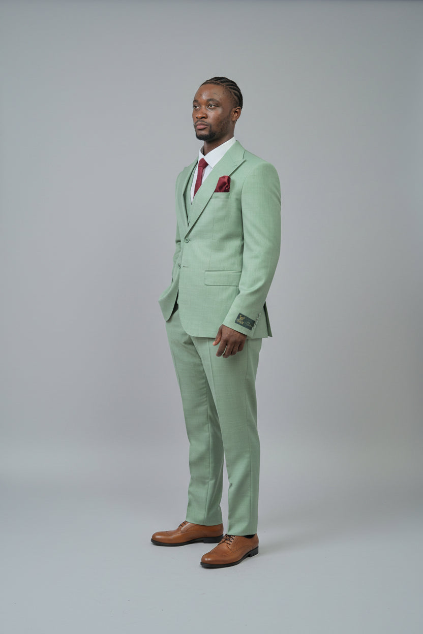 Mario Casas – Mint Green Two-Piece Suit