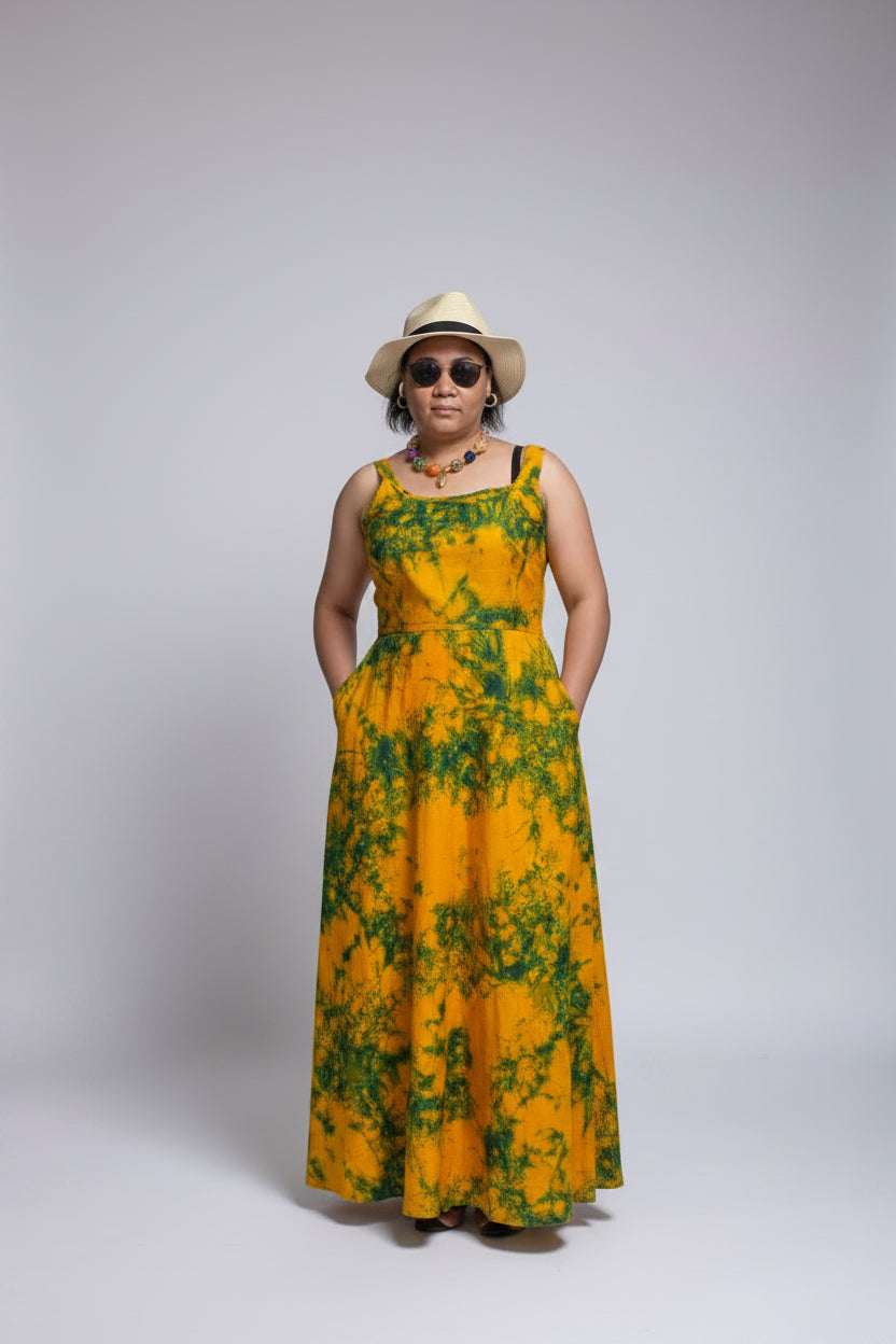 Sleeveless maxi tie-dye gown
