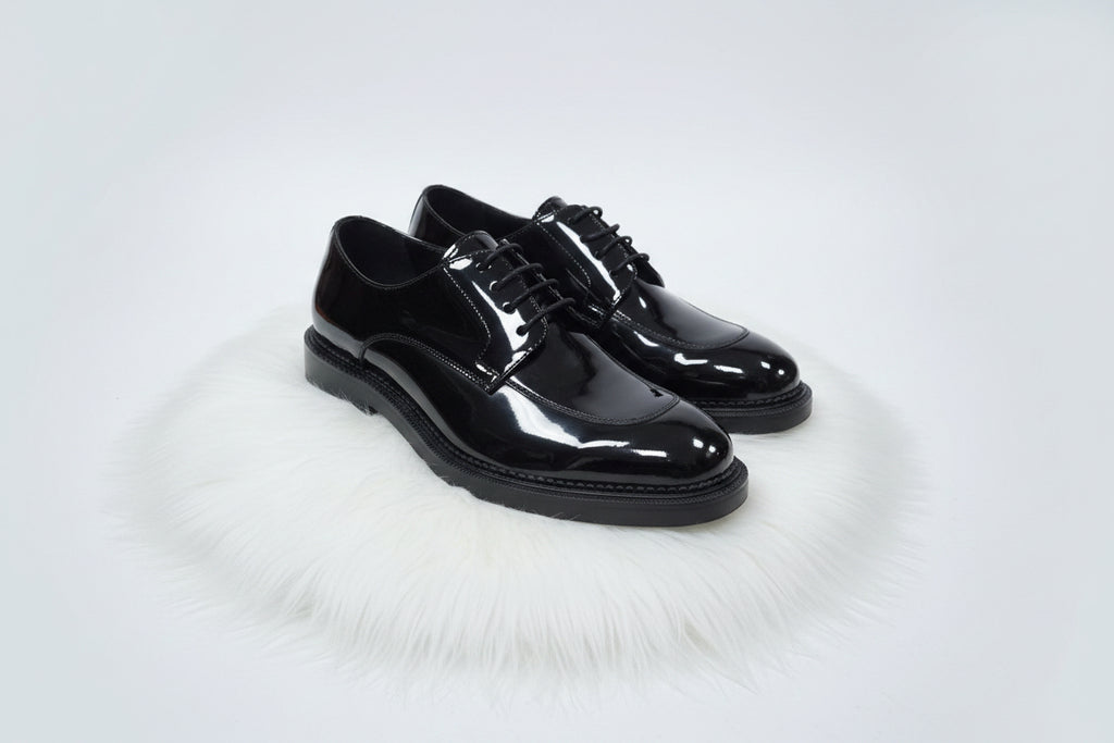 John foster patent leather shoe